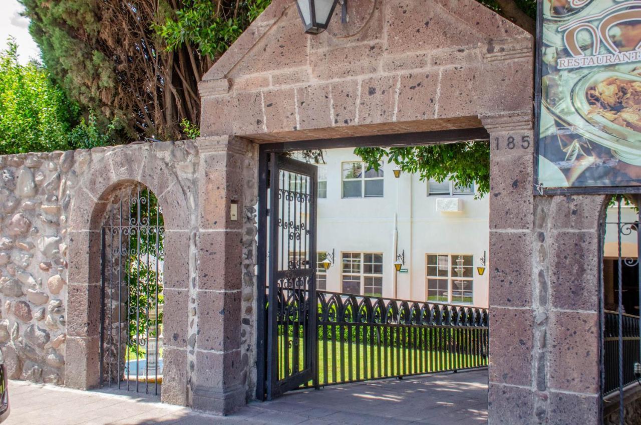 Hotel O Puente San Juan del Río Eksteriør bilde