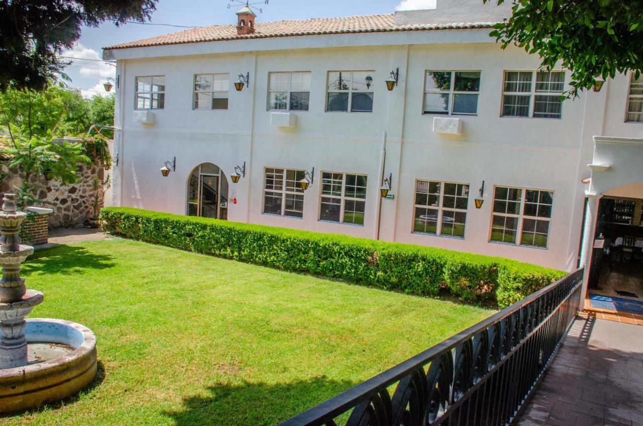 Hotel O Puente San Juan del Río Eksteriør bilde