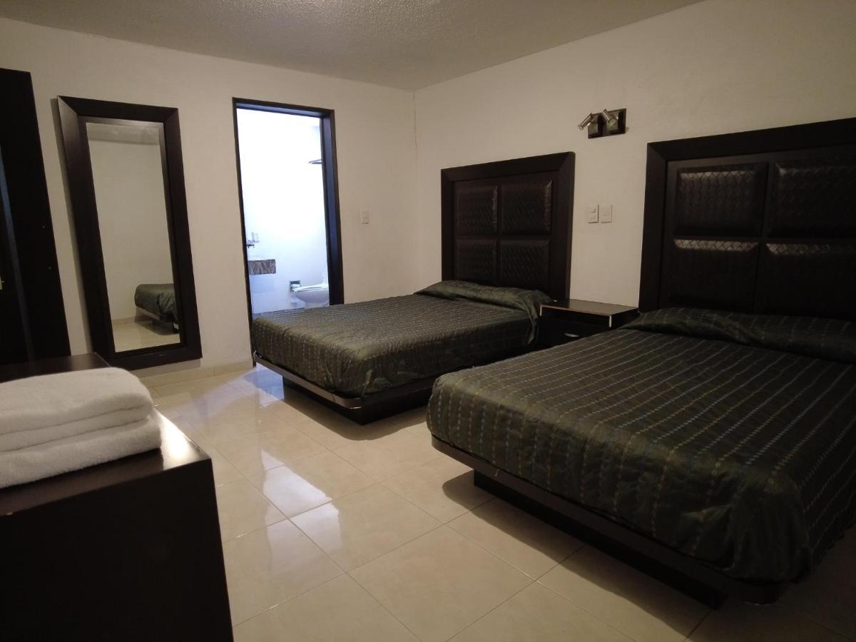 Hotel O Puente San Juan del Río Eksteriør bilde