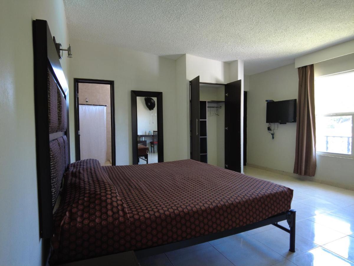 Hotel O Puente San Juan del Río Eksteriør bilde