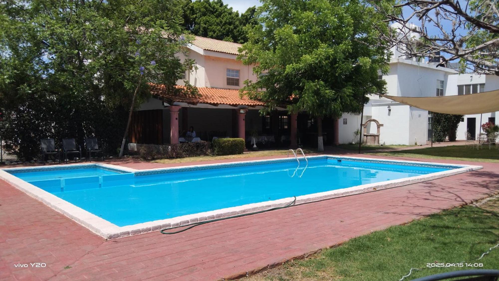 Hotel O Puente San Juan del Río Eksteriør bilde